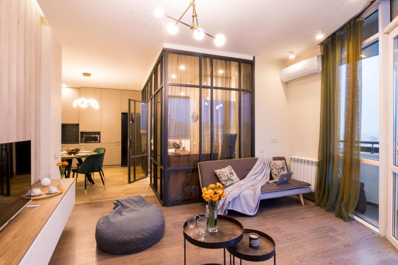 Hotelise L Bird Eye Apartment Erivan Dış mekan fotoğraf